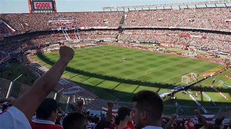 Últimas noticias, fotos, y videos de boca vs river en directo las encuentras en el comercio. Boca Juniors Vs River Plate : 3 Pemain Legenda Yang Pernah ...