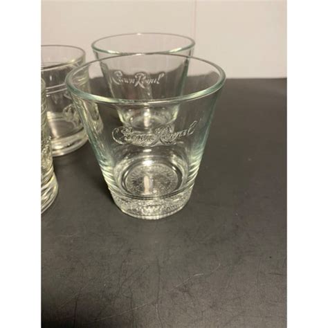 Crown Royal Dining Crown Royal Glasses Embossed On Side Set Of 4 Bar Glasses 2 Different