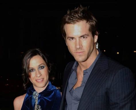 A, alanis morissette, canada, head over feet, jagged little pill, ryan this past saturday, the moron who dumped alanis last year (that would be ryan reynolds) married scarlett johansson somewhere in the sticks of british. Foto: Alanis Morissette y Ryan Reynolds | Parejas famosas ...