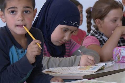 الائتلاف يدعو لبنان للتراجع عن قرار وقف تعليم اللاجئين السوريين شبكة بلدي الإعلامية