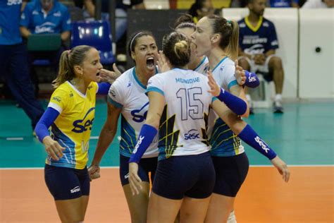 Compre agora com desconto no pagamento à vista ou parcele em até 10x sem juros no cartão de crédito. Sesc RJ e Minas Camponesa decidem título da Supercopa ...