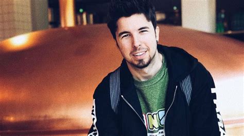 Willyrex Anuncia El Nacimiento De Su Primera Hija