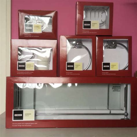 rainbow families: Bathroom Set Homebase