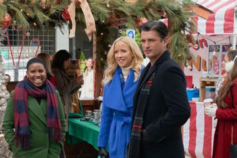 Hallmark Countdown To Christmas Ramps Up With A Week Of New Movies How