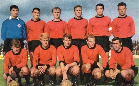 Rennes in actual season average scored 1.50 goals per match. Accroupis: Rennes 1965-66