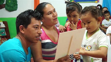 Comunidad partners is a dynamic, vertically integrated real estate investment firm specializing in workforce and affordable housing in culturally diverse communities throughout the united states. Familia, Comunidad y redes - YouTube