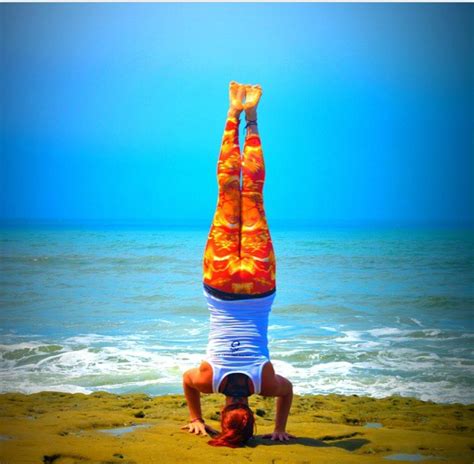 I'm still struggling with handstands and now that i'm more comfortable with headstands, i wanted to try something new. Five Poses to Help Rock Crow Pose - TryBelle Magazine