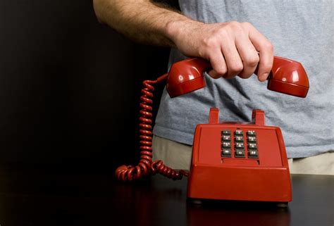 How To Handle Difficult Customers Know When To Hang Up