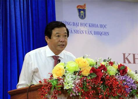 Những 'công nhân' ăn theo. Xây dựng Đảng và hệ thống chính trị: Vĩnh Long nâng cao kỹ ...