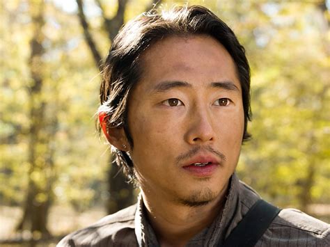 Walking Dead Star Steven Yeun On Glenns Big Confrontation With