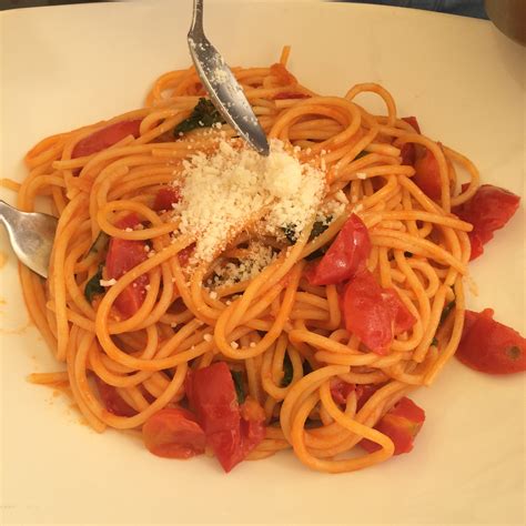 Easy Lunch Ideas for the Working Woman - FASHION AND FRAPPES