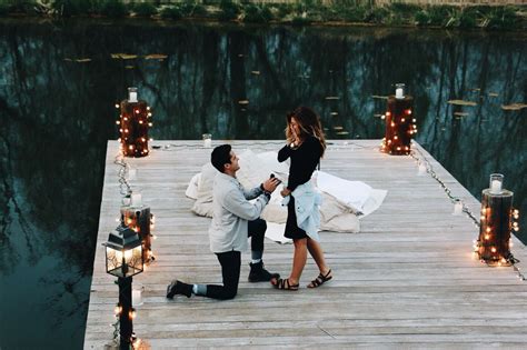 20 Romantic And Unique Wedding Proposal Ideas For Every Couple