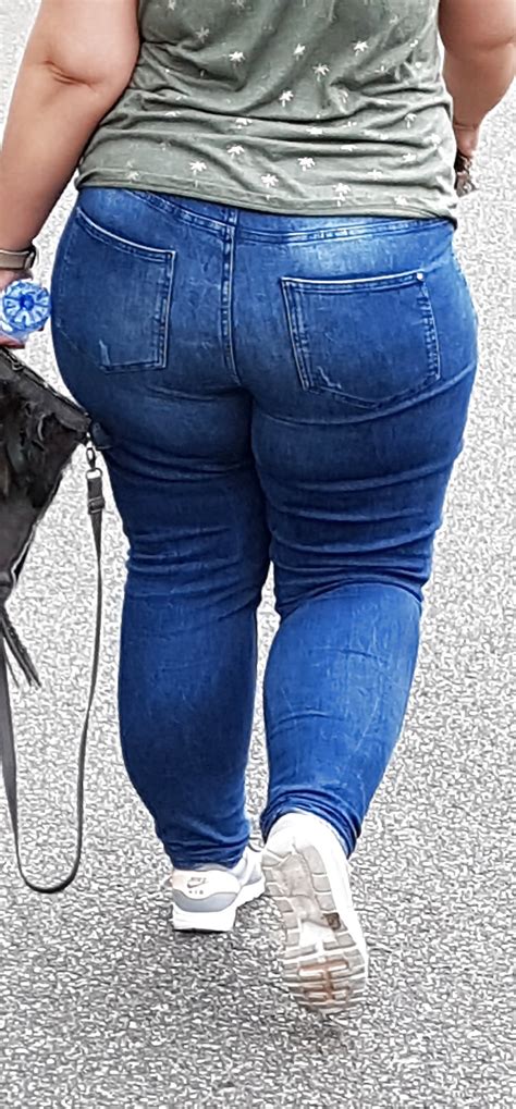 bbw milf with thick legs and butt in tight jeans 4 34