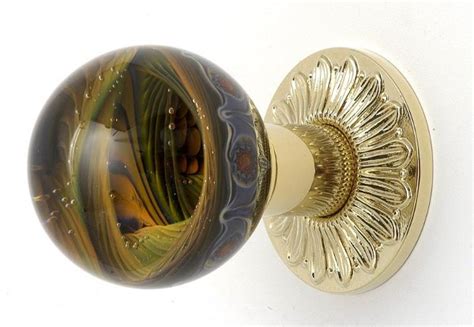 Door handles is the 'umbrella' term to describe everything from a simple door lever that sits on a rose or rosette, through to a handle that sits on a backplate and incorporates the turn to operate the privacy lock on a bathroom door or a keyhole to allow a lock to be secured. Unique interior doors for unique and creative people