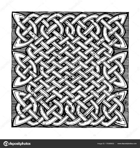 Traditional Celtic pattern — Stock Vector © suricoma #179368650