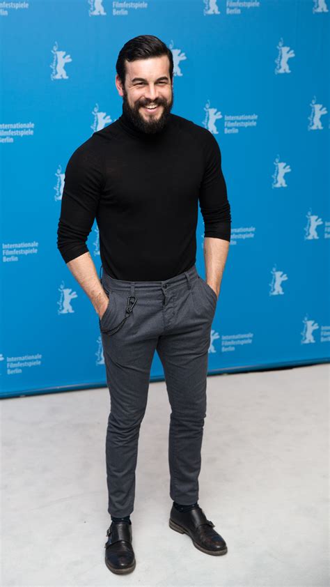 Mario casas, el actor que triunfa tanto en la televisión como en el cine y que tiene encandilado a todo el público femenino. Mario Casas - Wikiwand