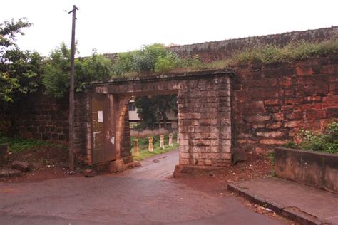 Journeys Across Karnataka Belgavi Kote ~ Belgaum Fort