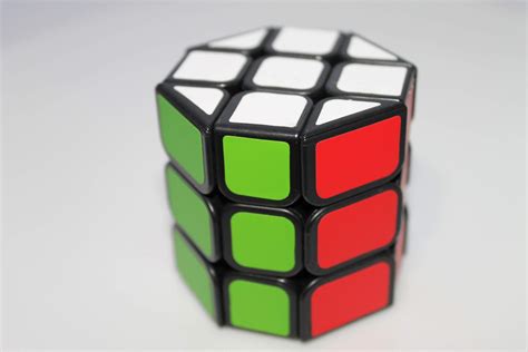 Rubiks Cube The Octagon White Alpaca