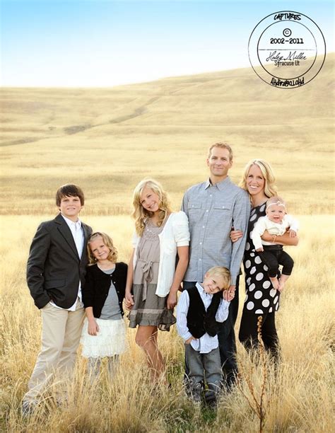 1600 x 1087 jpeg 291 кб. 64 best Family portrait color schemes / ideas images on ...