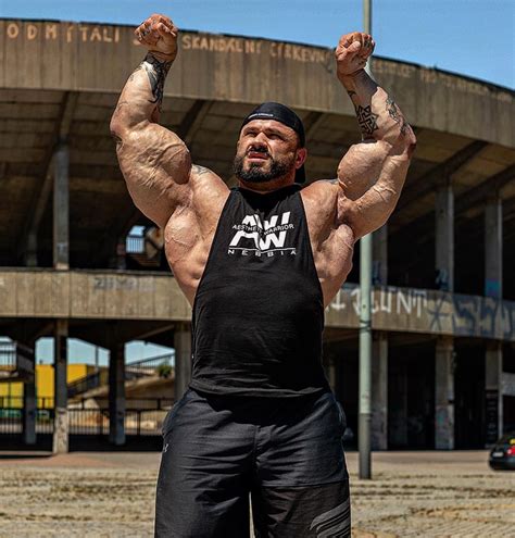 Worldwide Bodybuilders Gigantic Czech Alpha Monster Illia Golem