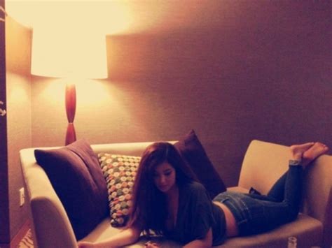 혹시 당신은 결을 거스름으로써 자기 자신을 괴롭히고 있지는 않습니까? 솔비, 속궁합 논란에 "이름이 언급되신 분께 죄송" - 이투데이