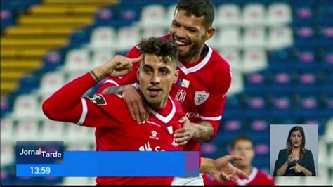 O do carácter do fabio cardoso é aquele que o porto lhe vai pagar no fim do mês. Fábio Cardoso vai ser jogador do Futebol Clube do Porto ...