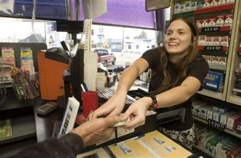8 Things The Gas Station Cashier Wants You To Know In Gas