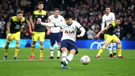 Tottenham take on southampton on wednesday, april 21. Southampton vs Tottenham Preview, Tips and Odds ...