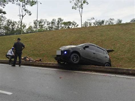 Polis mendapati suspek pernah ditangkap dan disiasat di bawah seksyen 15 (1)(a) akta dadah berbahaya 1952. sinarharian Results for: Seksyen 12(2) Akta Dadah ...