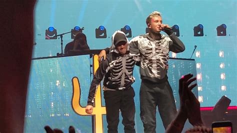 Twenty One Pilots Cutest Hug From Tyler After Their First Live