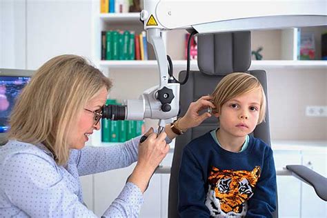 Kinder Hörtest Pädaudiologie Phoniatrie HNO Praxis München Lehel