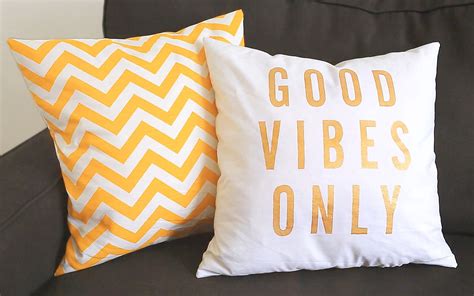 Diy Pillow Cases How To Screen Print Your Own Text And Design Onto
