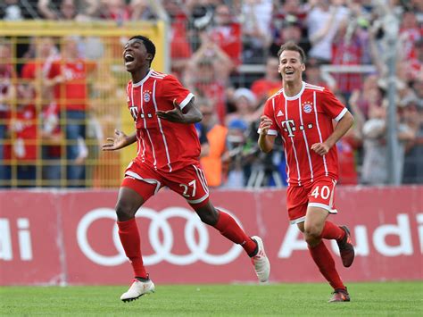 Sechzig will hoch, der fcb muss den abstieg verhindern. FC Bayern gewinnt Münchner Derby gegen 1860