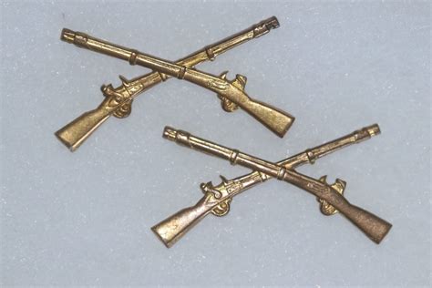 Original Ww2 Us Army Infantry Officers Collar Badges Pair 3 Butlers