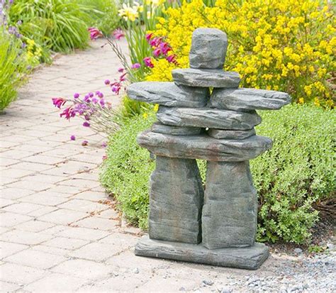 30 Unique Garden Statue Designs To Complete Your Yard Decor