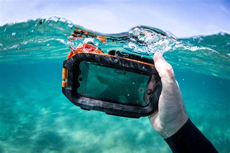 Underwater iPhone case goes deep for stellar pics | Cult of Mac