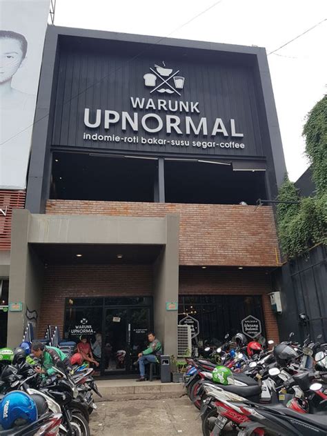 Dekat Stasiun Tebet - Review Andry Tse (@maemteruz) di restoran Warunk