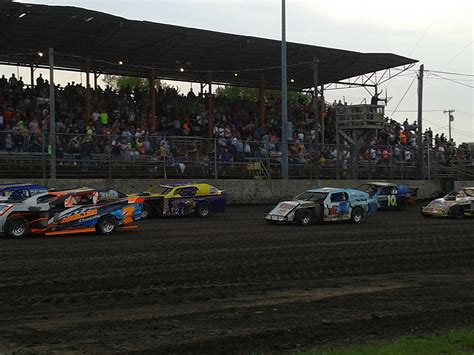 Here is a list of iowa race tracks. Dirt Track Racing Opens in Iowa with 'Frostbuster' Races