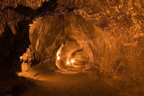 Thurston Lava Tube Is A Easy Hike It Takes About 20 Minutes Depends On