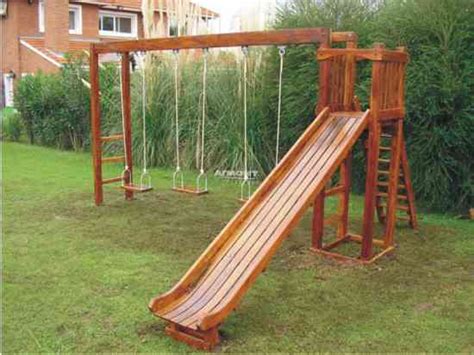 A esta edad entra en juego la abstracción, y además, pueden expresar una opinión personal y destaca la relación. VENDEMOS JUEGOS INFANTILES EN MADERA PARA JARDINES , PARQUES, Quito - Doplim - 702339
