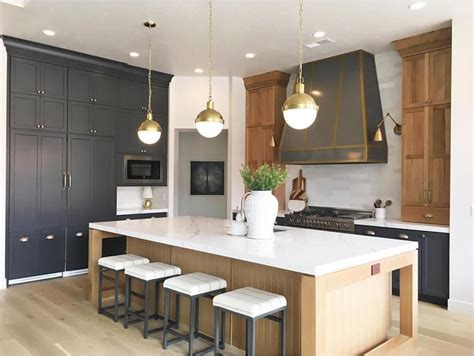 We did not find results for: Amazing use of contrasting cabinet colors in this design ...