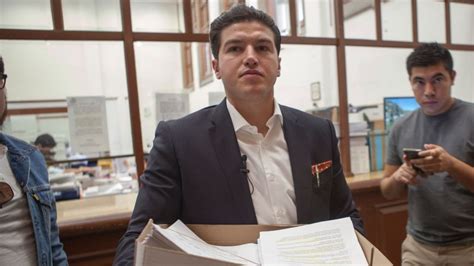 Samuel garcía y mariana rodríguez cantú posan juntos (foto: Samuel García es criticado tras reprocharle a su esposa ...
