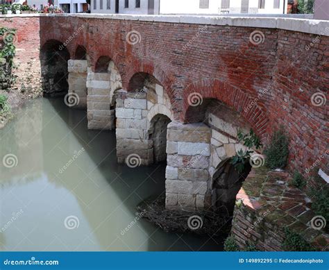 Ancient Bridge Called Ponte Delle Barche In Vicenza Town In Nort Stock
