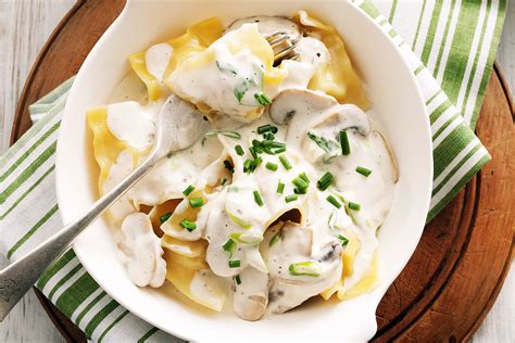 Add minced garlic and wine. Chicken ravioli with creamy mushroom sauce | Recipe ...