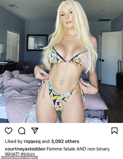 Courtney Stodden Looks Buxom In A Sexy Floral Bikini On Instagram After Coming Out As Non Binary