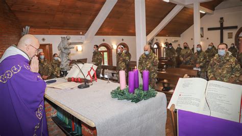 Missione In Kosovo I Militari Italiani Celebrano Santa Barbara