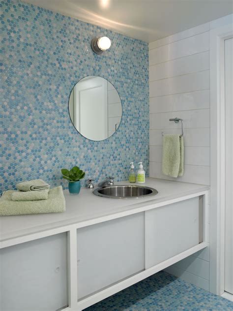 New and ingenious tile designs can especially transform your small bathroom into an elegant, captivating room. 33 Bathroom Tile Design Ideas - Unique Tiled Bathrooms