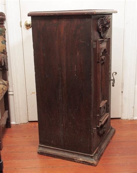 We did not find results for: Italian Walnut Single-Door Cabinet For Sale at 1stdibs