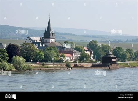 Small Town Of Oestrich Winkel In The Rheingau Hesse Germany Stock