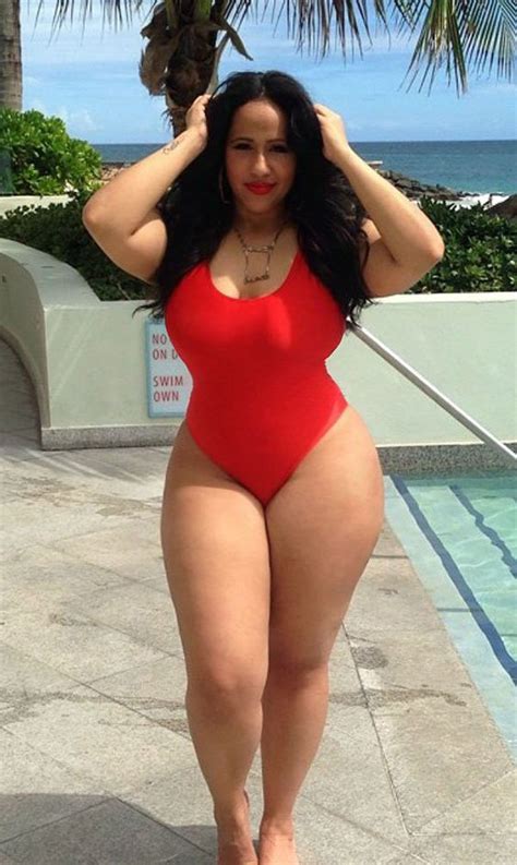 43 Curvy Thick Girls That Rock The World Chaostrophic